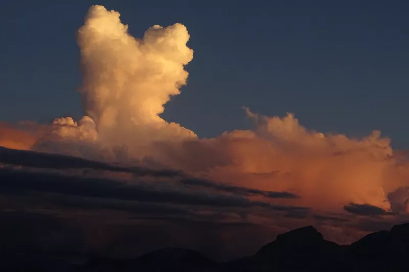 Wolkenvormationen beim Sonnenuntergang am Krippenstein